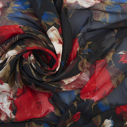 CARDEÑA. Tissu fin en mousseline avec motif floral.