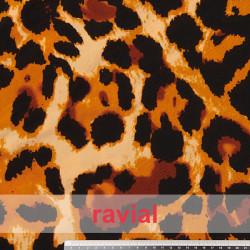 Tejido de crespón con elastano. Estampado animal-print.