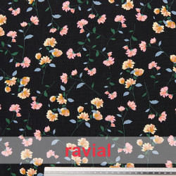 Viscosa. Tejido fino con mucha caída. Estampado de flores.
