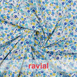 Tejido de algodón con estampado de florecitas.
