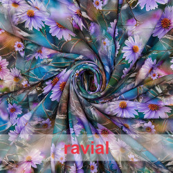 Tejido suave con mucha caída. Estampado floral.
