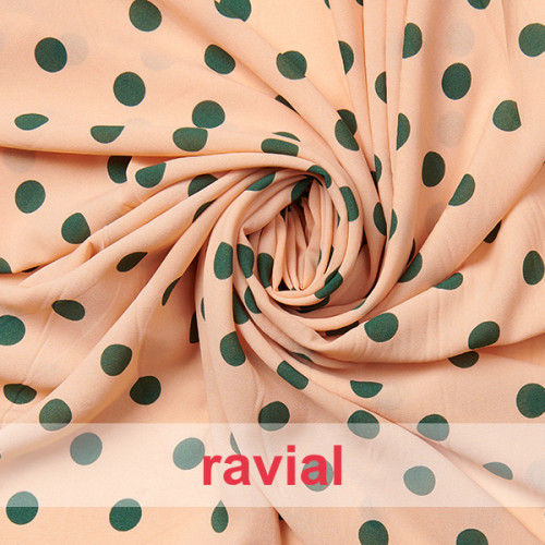 AYLACAR. Tejido tipo georgette. Estampado de lunares de 1,50 cm.