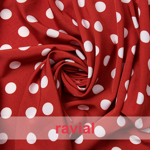 GUADALETE. Tejido suave con elastano. Estampado de lunares de 2,00 cm.