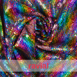 FIESTA BACHATA. Tejido de raso adornado con lentejuelas cosidas, reversibles y de colores.