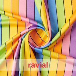 Tejido de punto con estampado rayas.