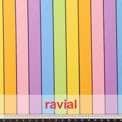 Tejido de punto con estampado rayas.