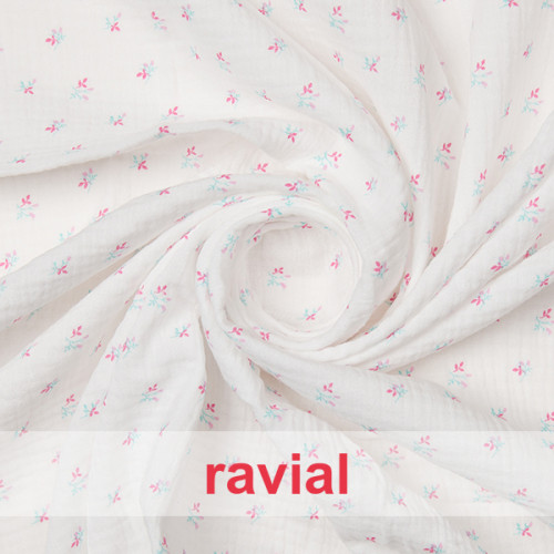 BABU. Tejido de bambula con estampado de flores.