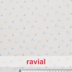 BABU. Tejido de bambula con estampado de flores.