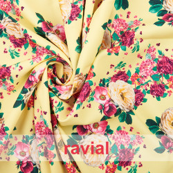 GUAJIRA. Soft techno-peach bi-elastic fabric, with floral print.